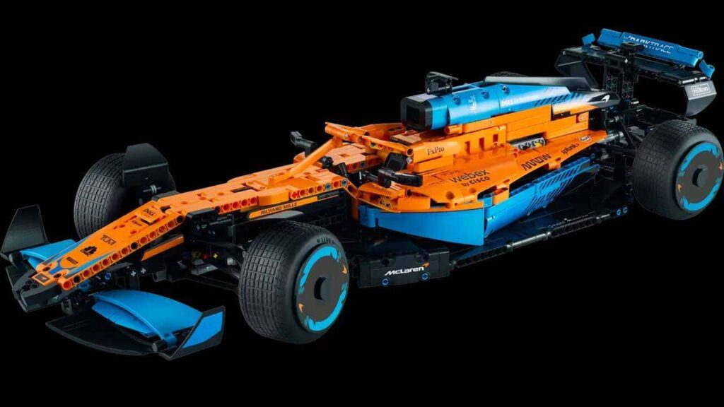 4250974 lego mclaren.jpg